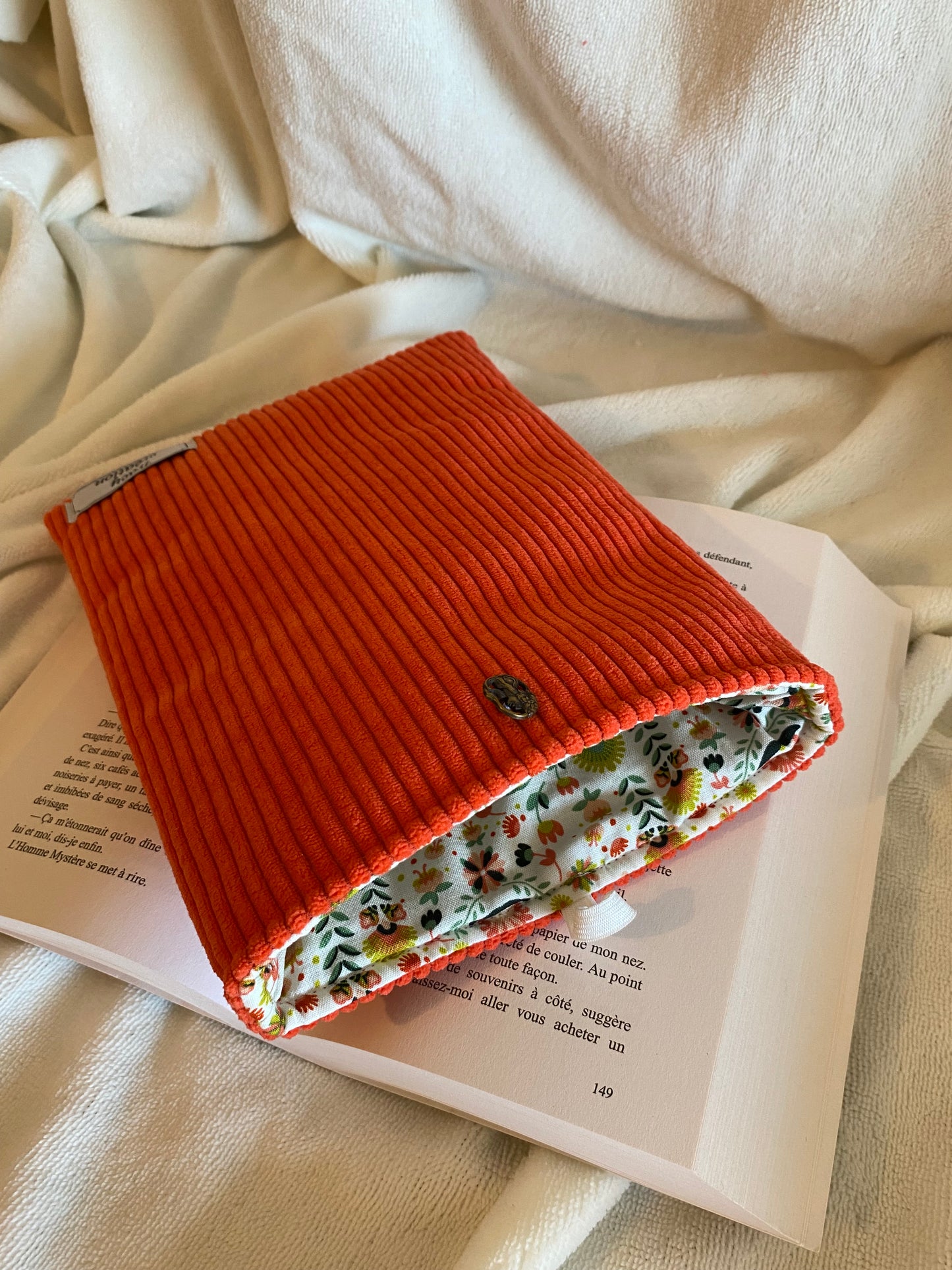 Housse livre moyen format