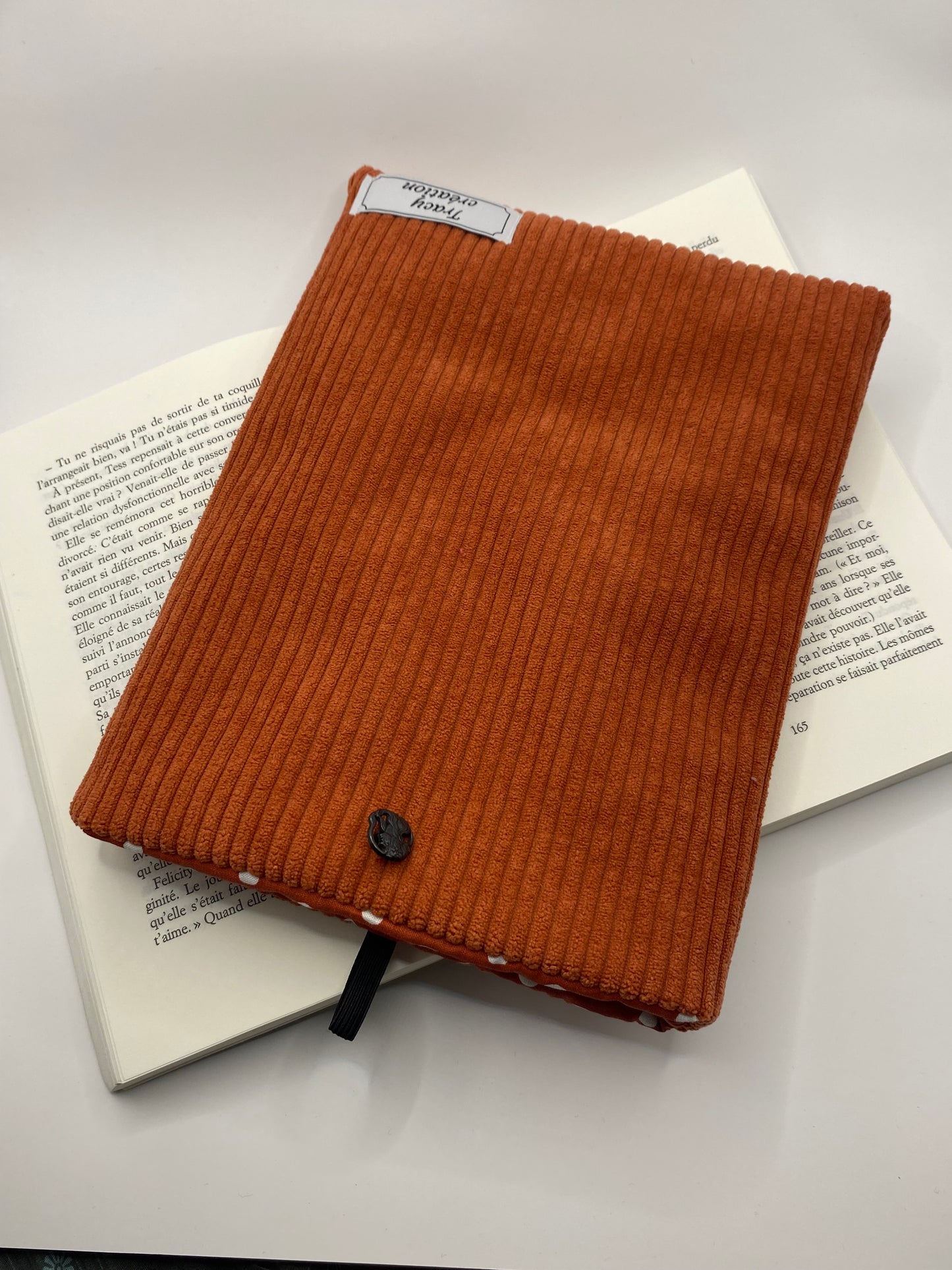 Housse livre moyen format