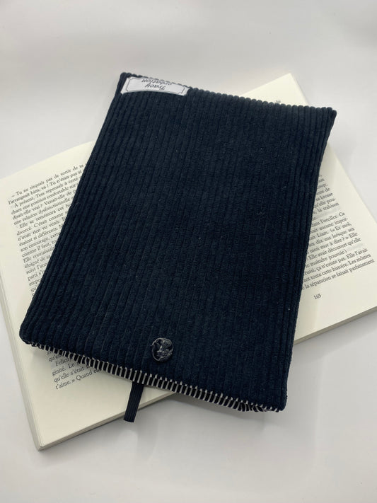 Housse livre moyen format