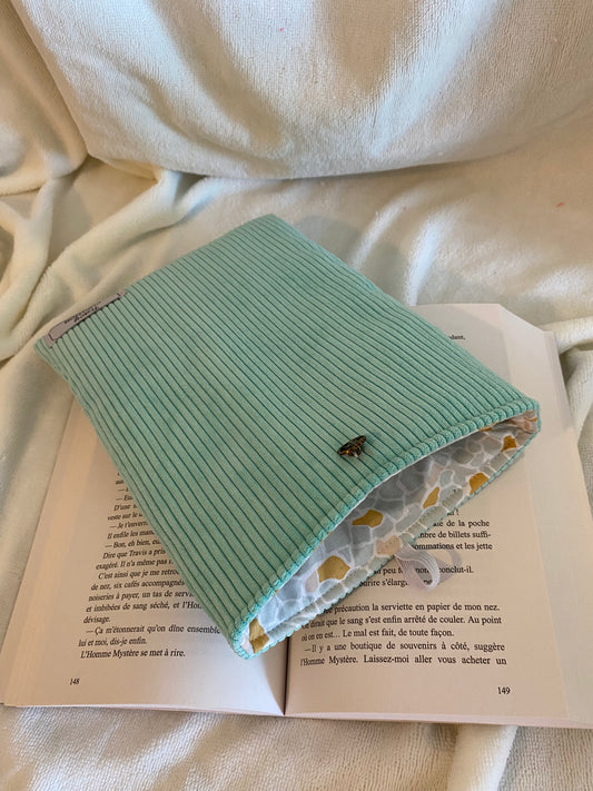 Housse livre moyen format