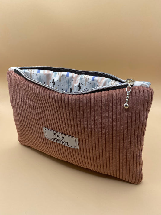 Trousse plate
