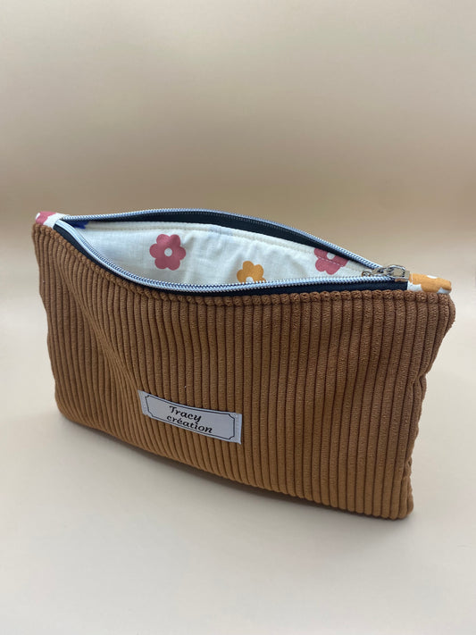Trousse plate