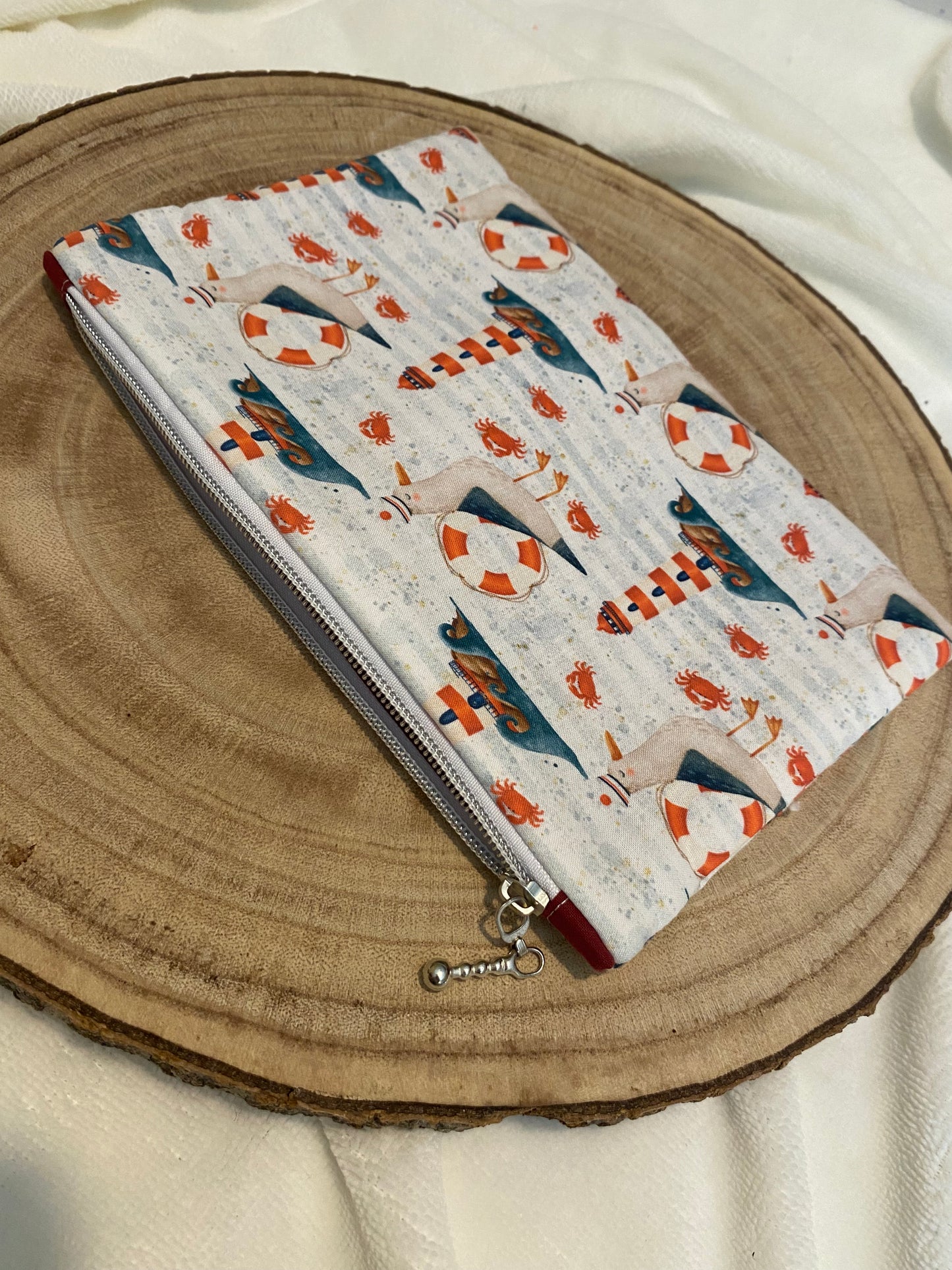 Trousse plate